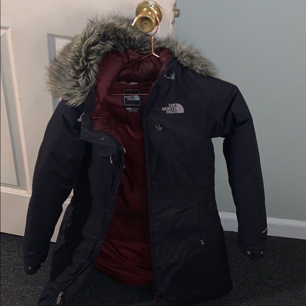 The North face hyvent woman’s winter coat